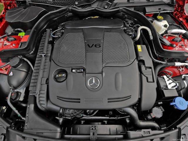 Mercedes-Benz-C-Class-Двигатель