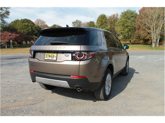 2016_Land_Rover_Discovery_Sport