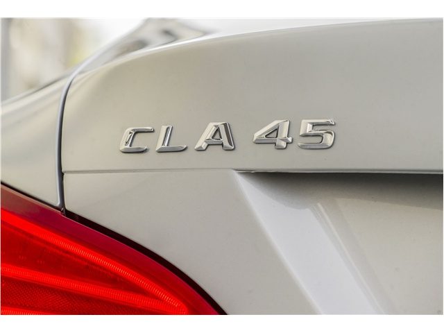 Mercedes-Benz_CLA-Class